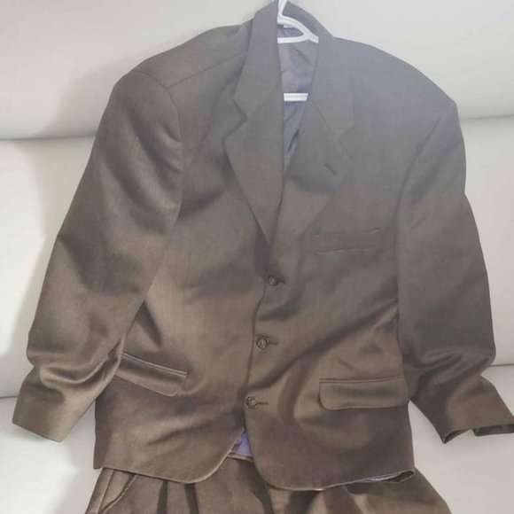 Both for $65 - Mens America Two Piece suit - Blazer (sz 42) & Pants (sz 34) made - Picture 1 of 9